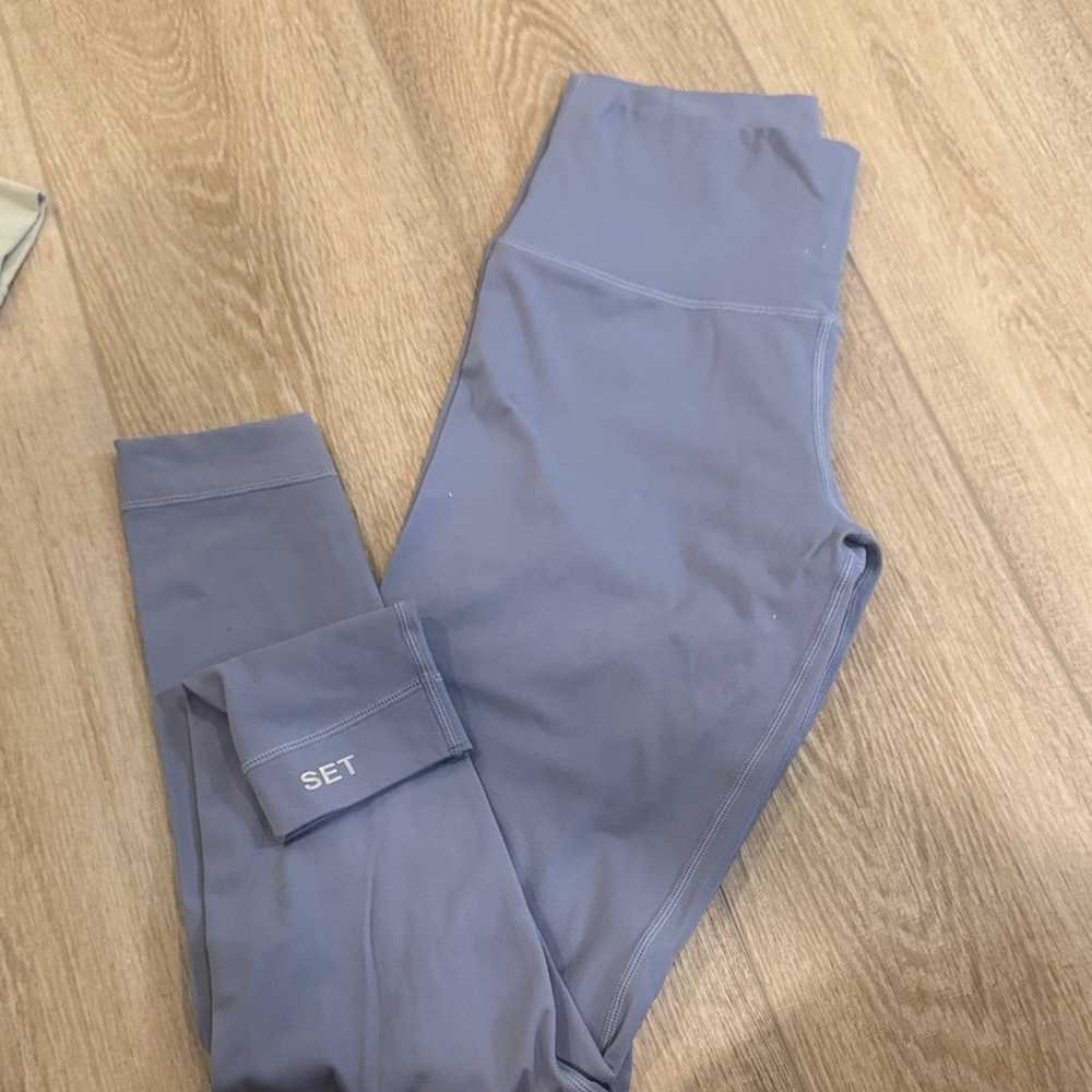 SET Active Blue Leggings